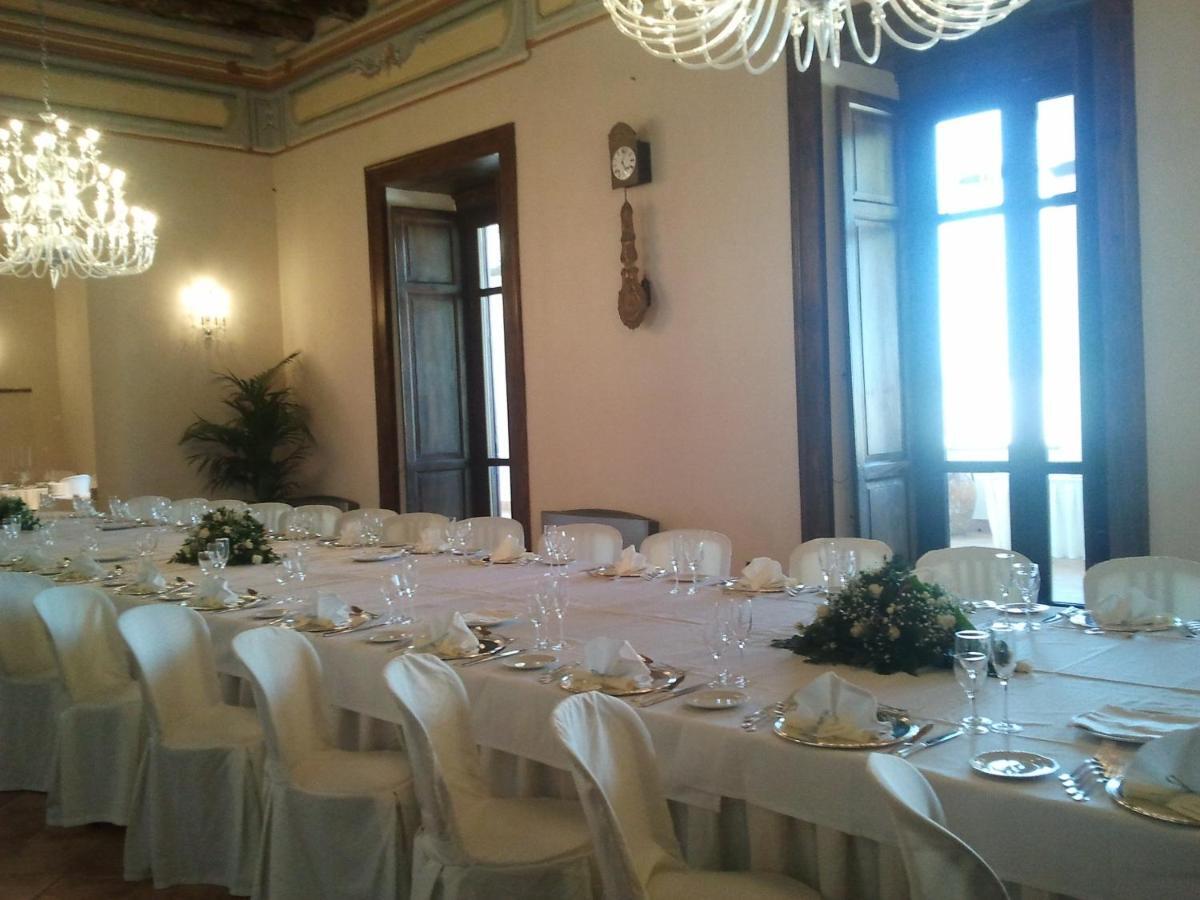 Castello Di Casapozzano Bed & Breakfast Aversa Exterior photo